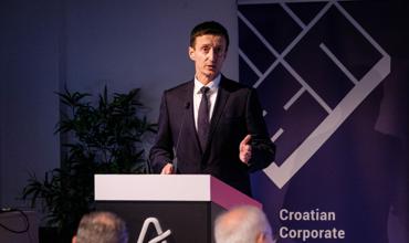 Prof. Josip Mikulić, PhD, at the conference “Ca...